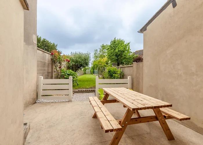 Ivy Victory Holiday home